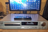 Odtwarzacz CD Technics SL-P477A srebrny pilot